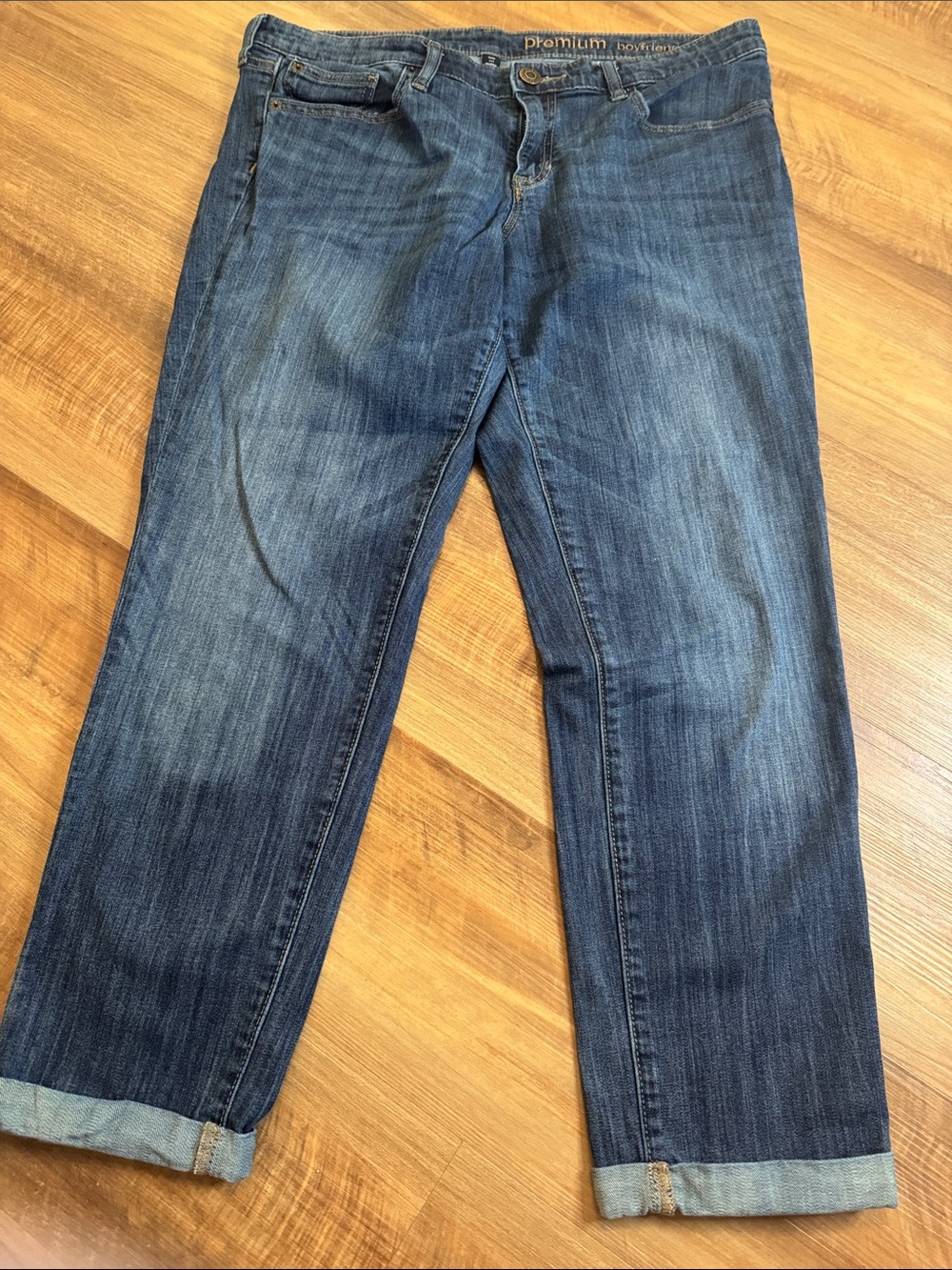 GAP Women's Blue Cropped Ankle Jeans